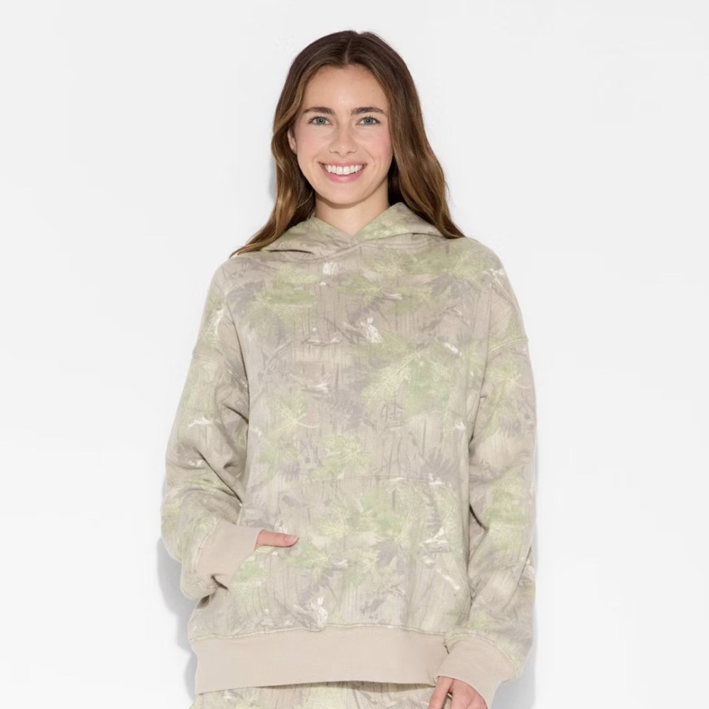 Women’s Camo Hoodie in Green and Tan